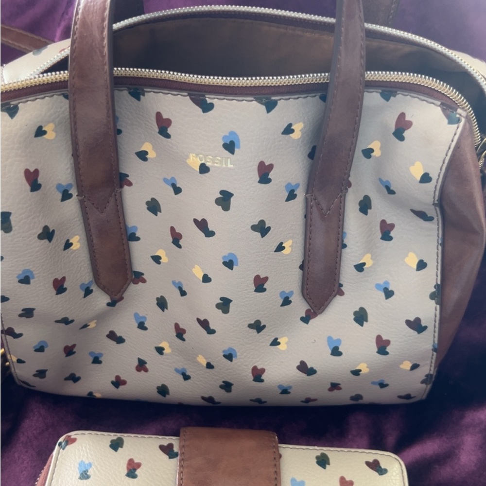 Fossil Women's Satchel with Multicolor Heart Pattern